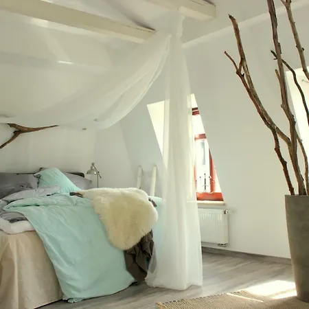 Апартаменты Loft Im Turmhaus Am Weissen Hirsch Дрезден Экстерьер фото