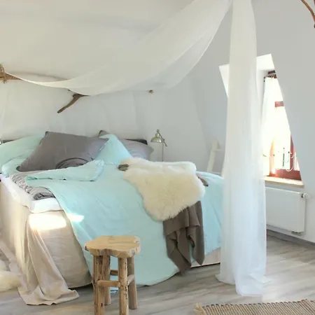 Апартаменты Loft Im Turmhaus Am Weissen Hirsch Дрезден Экстерьер фото