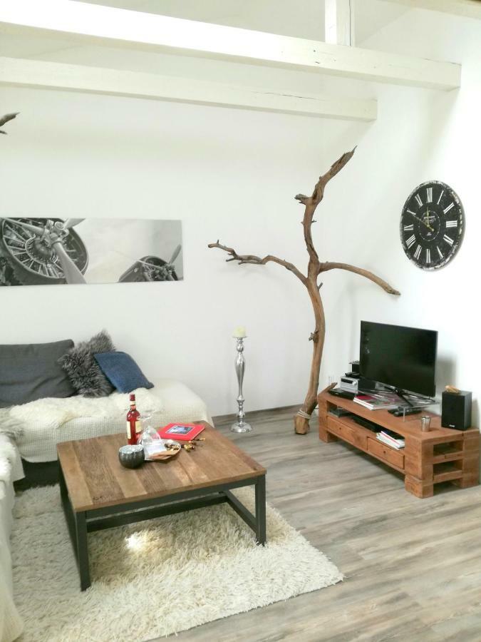 Loft Im Turmhaus Am Weissen Hirsch * Dresden